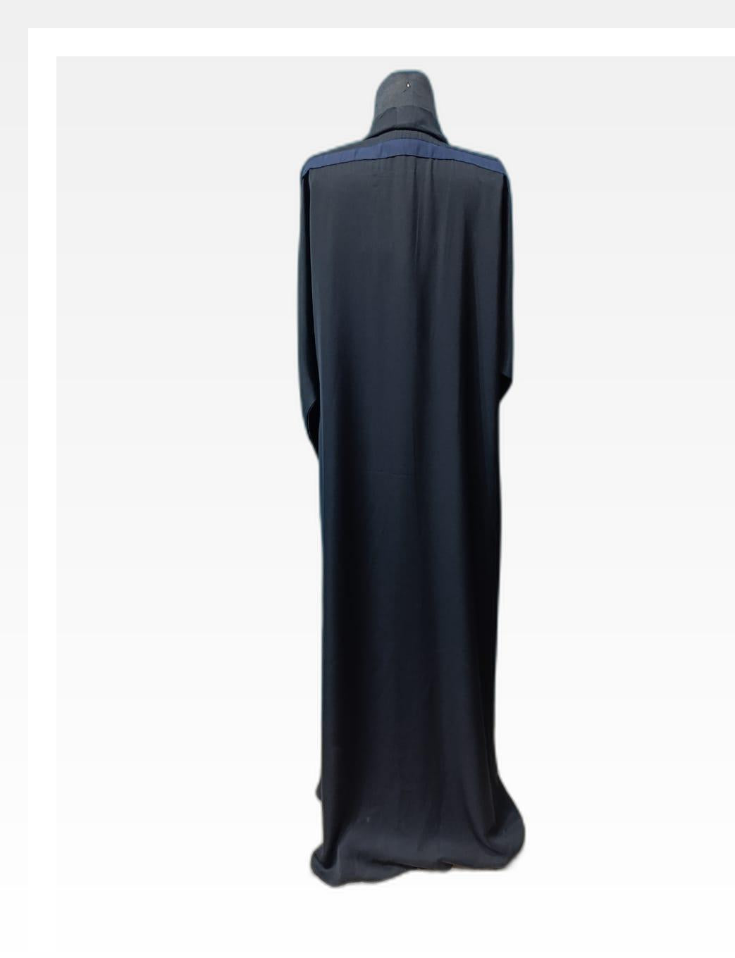 Sophisticated Black Abaya with Blue Line Sleeve Detail – Stylish & Modern